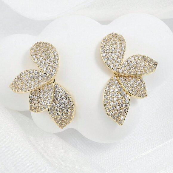 Women's Rakol Elegant Copper Irregular-Shaped Earrings - Picture 11 of 14